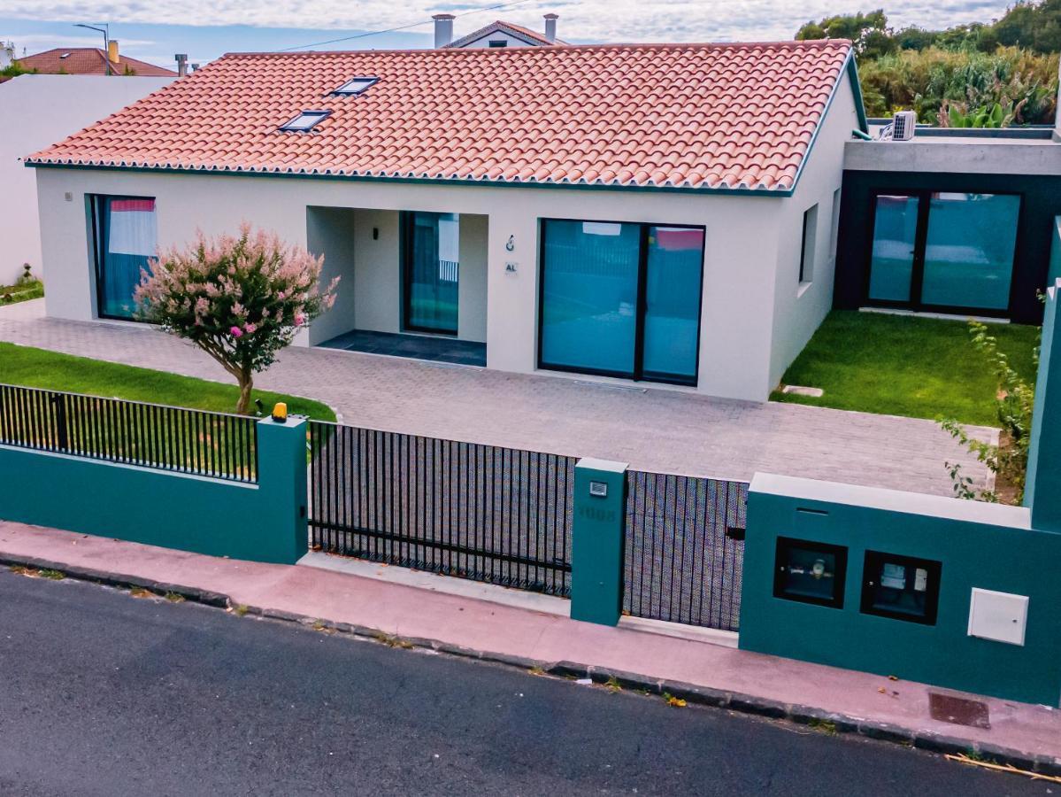 Populo'S Place Ponta Delgada  Luaran gambar